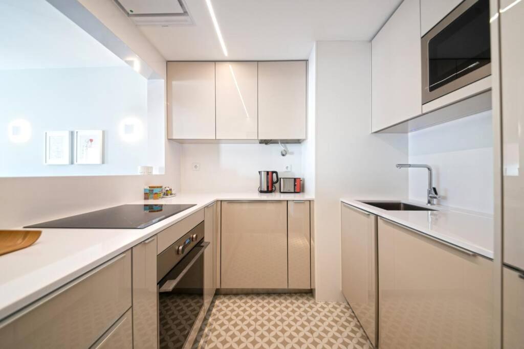 Av. Da Liberdade Comfortable Apt With Balcony Lisboa Ngoại thất bức ảnh