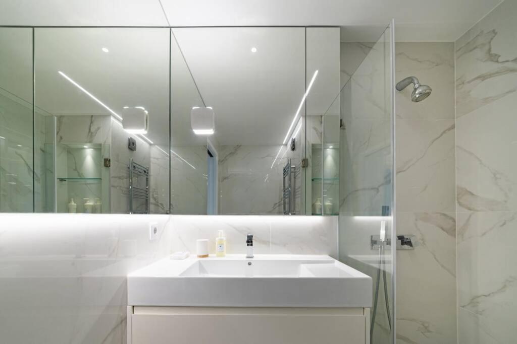 Av. Da Liberdade Comfortable Apt With Balcony Lisboa Ngoại thất bức ảnh